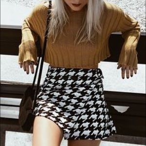 Houndstooth wrap skirt